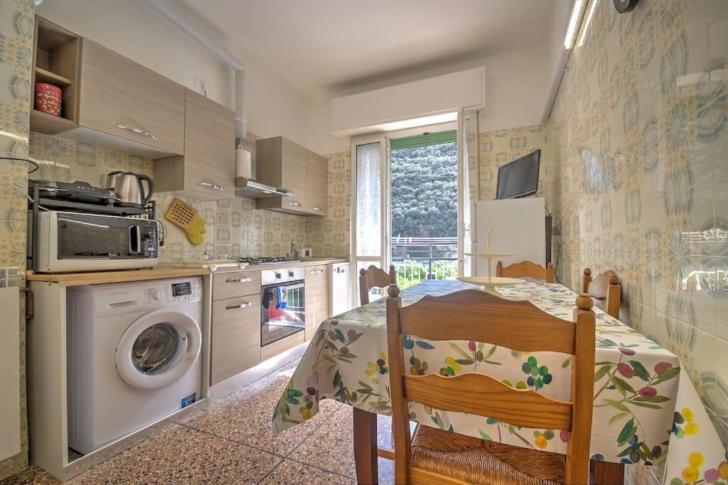 Mariani'S Home Finale Ligure Exteriör bild